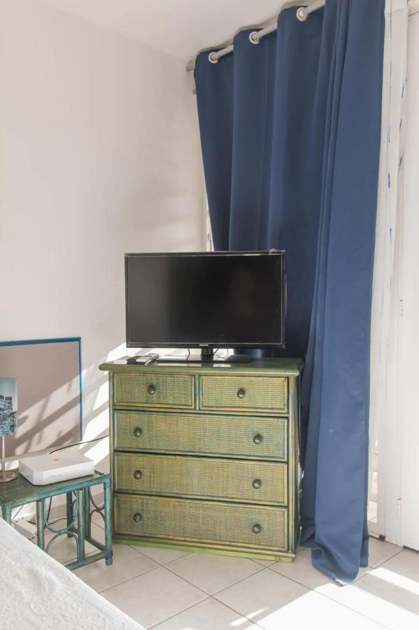 Le MarinUn Pied-A-Terre Face A La Marina公寓 外观 照片